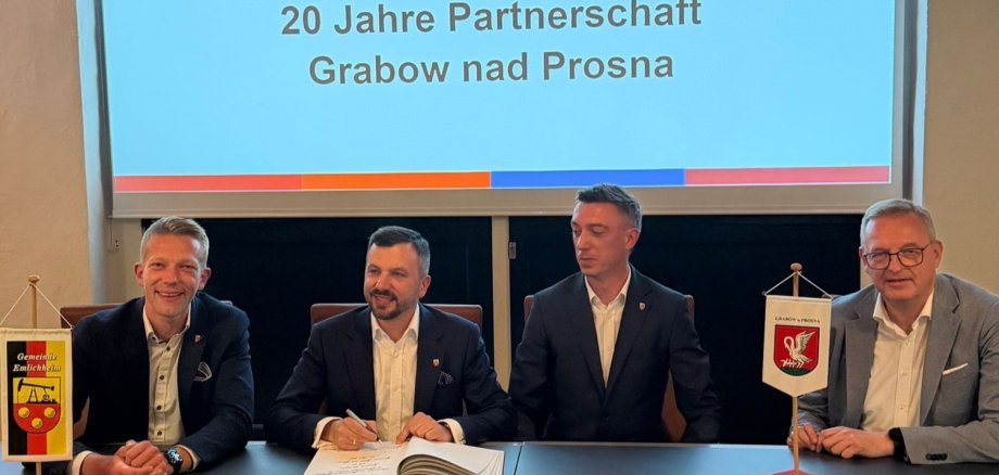 Bild Eintrag ins Goldene Buch