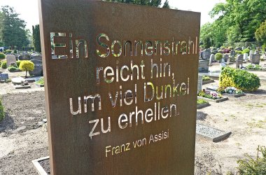 Bild Friedhof Emlichheim - Sternenkinderfeld